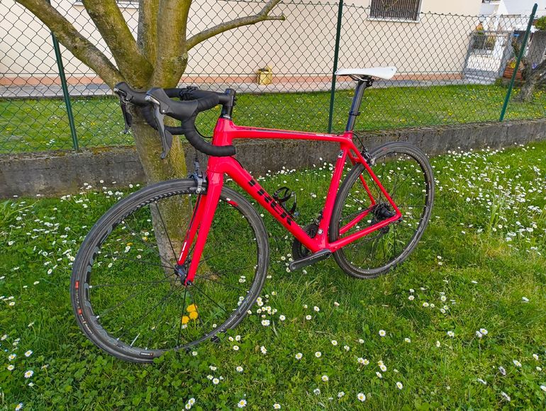 Used Trek Émonda SL 6 2016 2016 Road & Gravel, Red — image 8 of 8