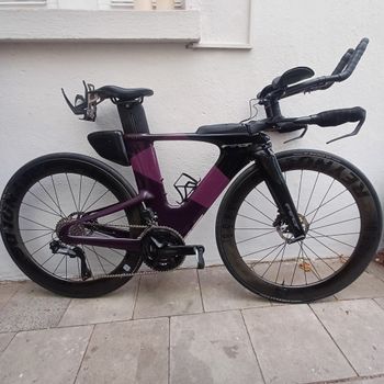 Used Felt IAx Advanced 105 Di2 2024 2024 Road & Gravel