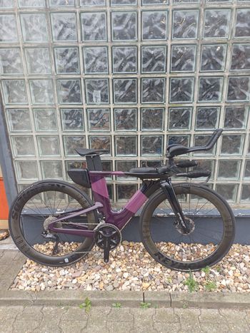 Used Felt IAx Advanced 105 Di2 2024 2024 Road & Gravel