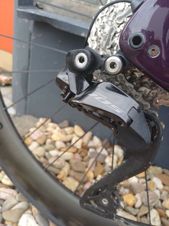 Used Felt IAx Advanced 105 Di2 2024 2024 Road & Gravel — image 33 of 33