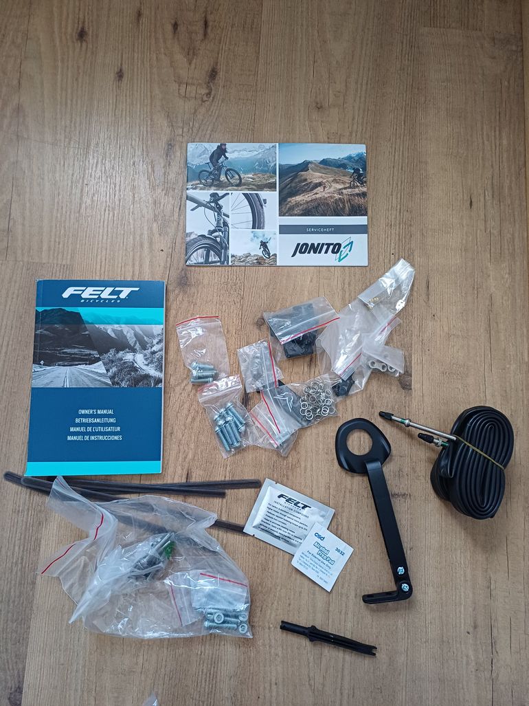 Used Felt IAx Advanced 105 Di2 2024 2024 Road & Gravel, Purple — image 31 of 35