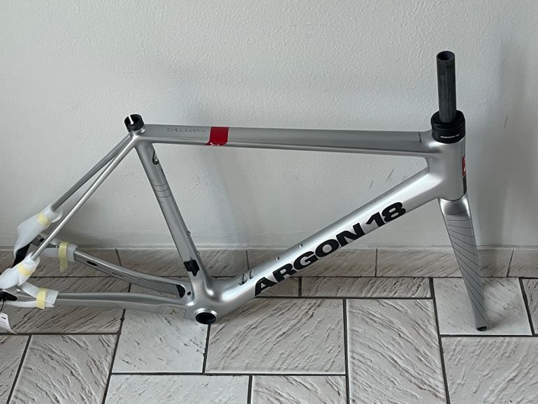 Used Argon 18 Gallium Disc Shimano Ultegra Di2 2020 Frameset 2020 Road & Gravel, Hellgrau — image 16 of 22