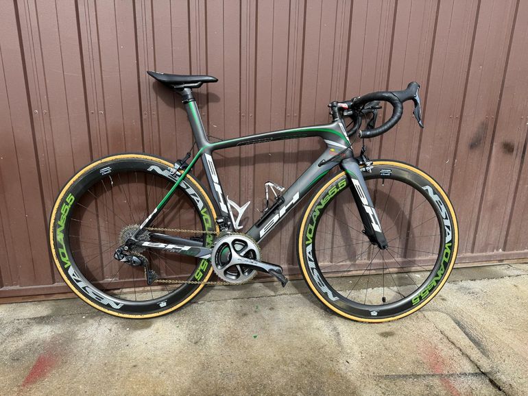 Used BH G6 Shimano Ultegra Di2 2015 Road & Gravel — image 1 of 7