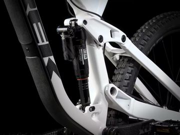 Used Trek Session 9 2023 2023 Mountainbike, White, 29 — image 3 of 8