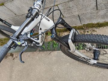 Tweedehands Orbea OCCAM M10 2022 2022 Mountainbike — afbeelding 3 van 3