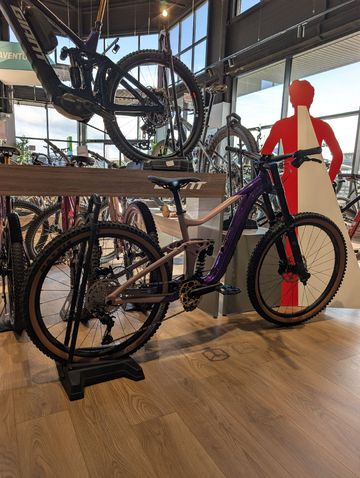 Gebrauchtes Giant Reign Shimano Deore 2023 MTB