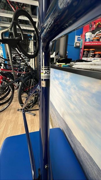 Used Giant Propel Frameset 2024 Road & Gravel, Blu — image 4 of 5