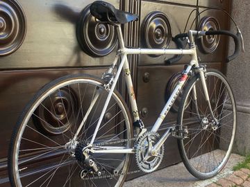 Peugeot Classic French lugged steel ‘70s 1979 Road & Gravel d'occasion — image 3 sur 21