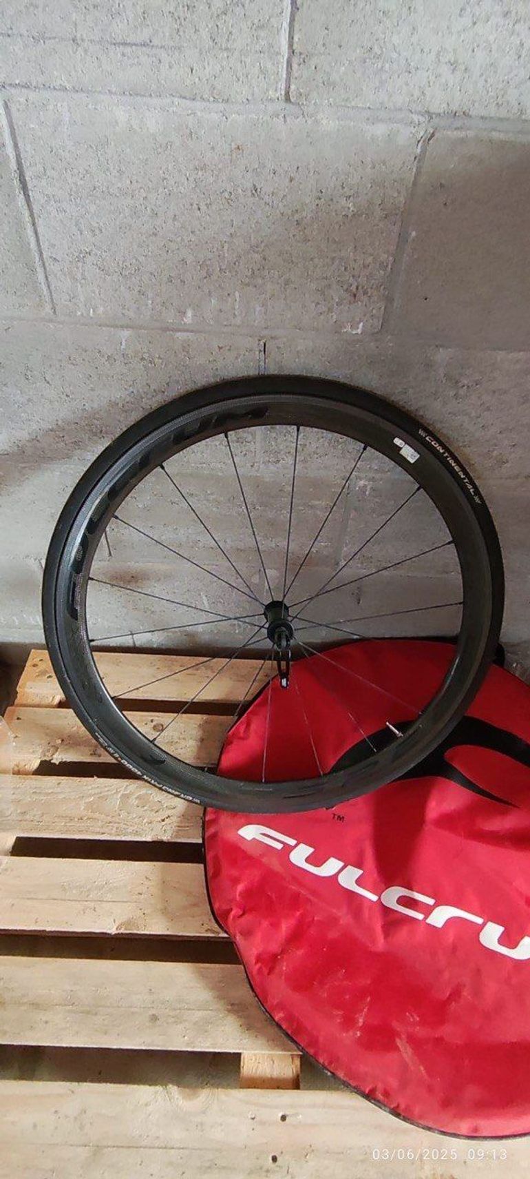 Used Specialized S-Works Tarmac SL4 Nibali Edition 2014 Road & Gravel — image 3 of 3