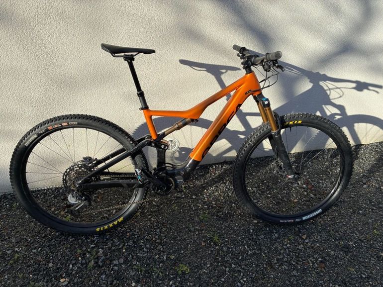 Used Orbea Rise Other Shimano 2022 Mountainbike, Orange — image 3 of 3