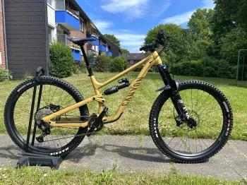 Used Canyon Torque 29 AL 6 2022 Mountainbike — image 1 of 5