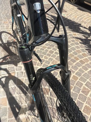 Used Trek Procaliber 9.6 2017 2017 Mountainbike, Black, 27.5, 29 — image 4 of 5