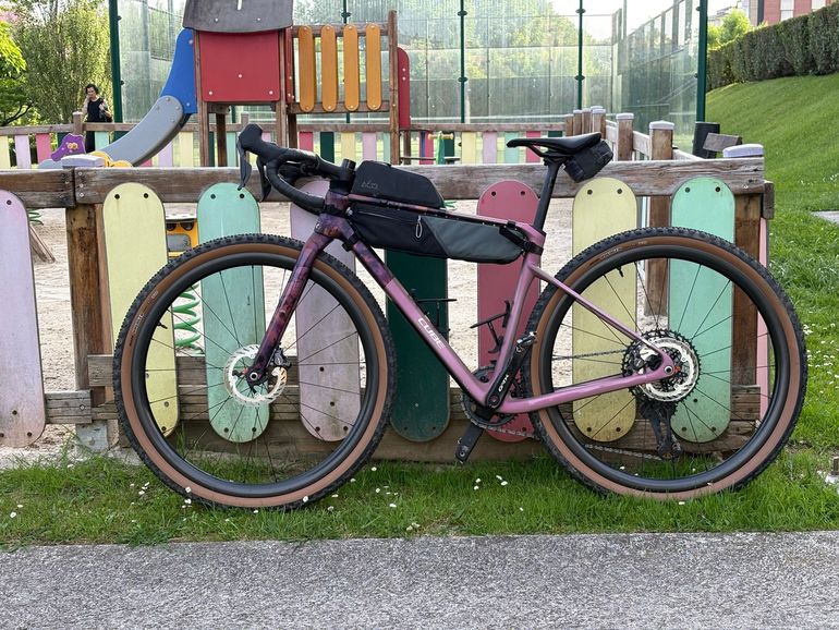 Used CUBE NUROAD C:62, EX 2026 2026 Road & Gravel, Purple — image 4 of 9