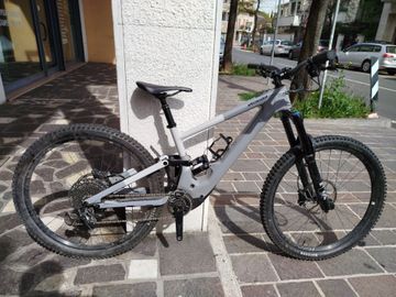 Specialized Turbo Kenevo SL Expert 2022 2022 MTB usato