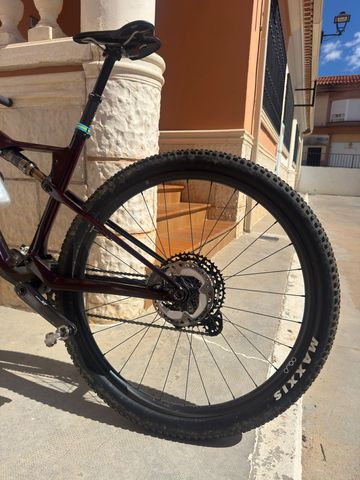 Orbea OIZ M-PRO 2024 2024 Mountainbike usato, Rosso — immagine 14 di 25