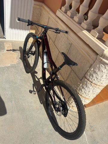 Orbea OIZ M-PRO 2024 2024 Mountainbike usato, Rosso — immagine 4 di 25