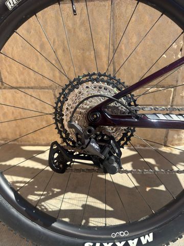 Orbea OIZ M-PRO 2024 2024 Mountainbike usato, Rosso — immagine 3 di 25