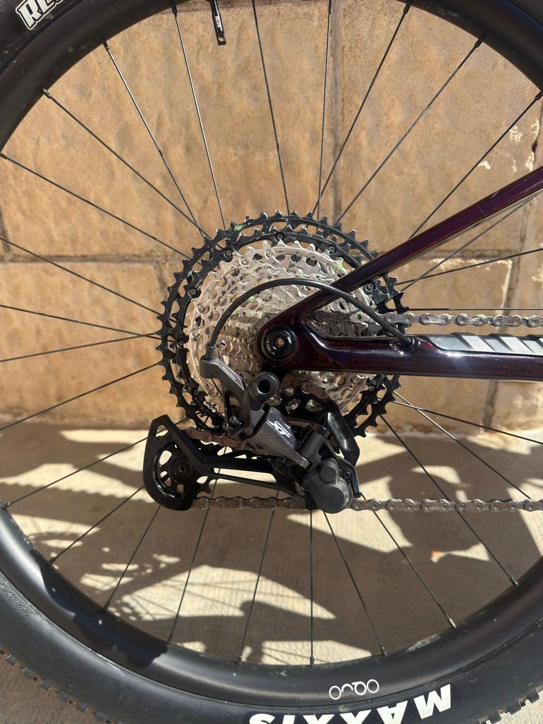 Used Orbea OIZ M-PRO 2024 2024 Mountainbike — image 3 of 25