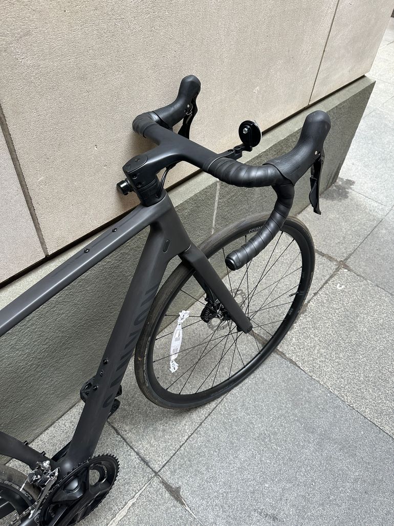 Used Canyon Endurace CF 7 2023 2023 Road & Gravel, Black — image 3 of 10