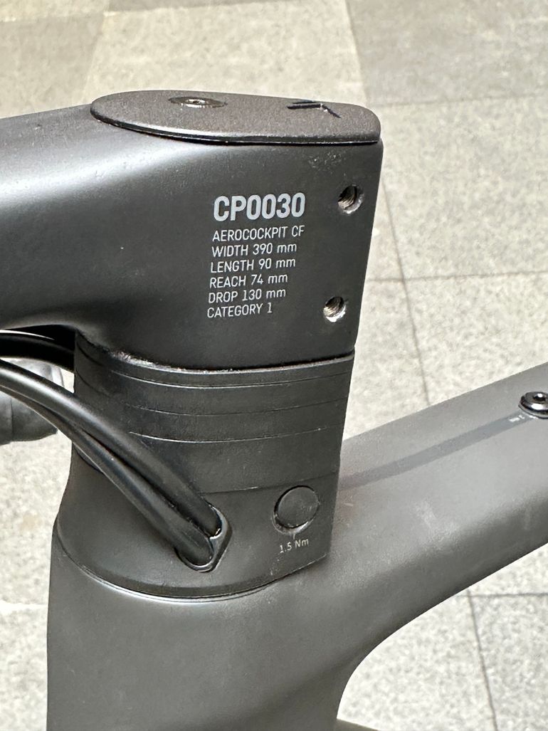 Used Canyon Endurace CF 7 2023 2023 Road & Gravel, Black — image 9 of 10