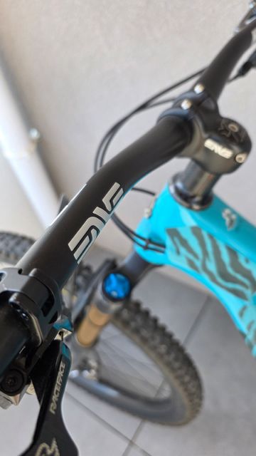 Used Yeti SB150 Custom SRAM XX1 Eagle AXS 2022 Mountainbike, Blue, 29 — image 19 of 33