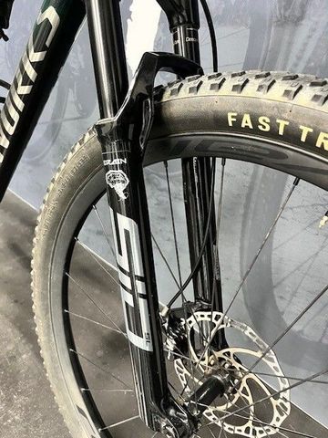 Specialized Epic Sram Eagle Transmission GX 2023 Mountainbike de segunda mano, Verde — imagen 6 de 10