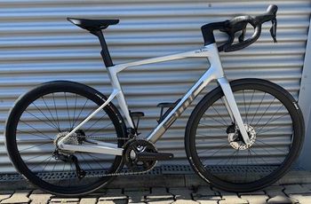BMC, Roadmachine 01 FOUR 2024