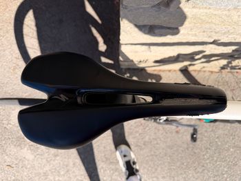 Used Specialized Tarmac Expert Disc Race 2016 2016 Road & Gravel — image 8 of 12