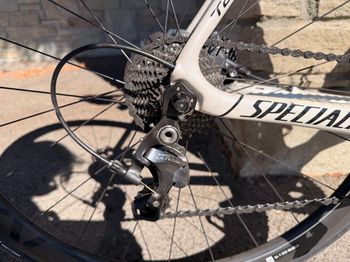 Used Specialized Tarmac Expert Disc Race 2016 2016 Road & Gravel — image 5 of 12