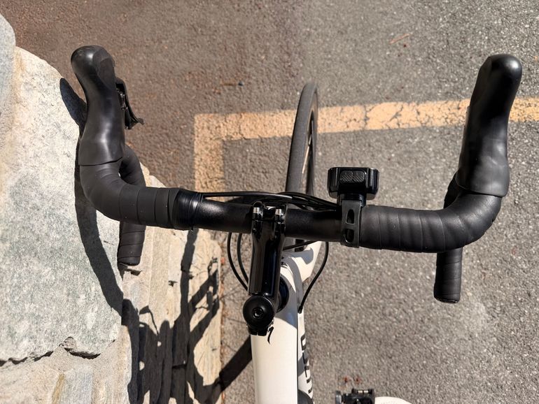 Used Specialized Tarmac Expert Disc Race 2016 2016 Road & Gravel — image 11 of 12