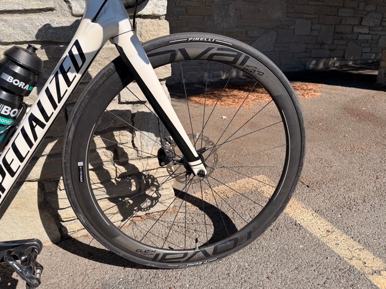 Used Specialized Tarmac Expert Disc Race 2016 2016 Road & Gravel — image 7 of 12