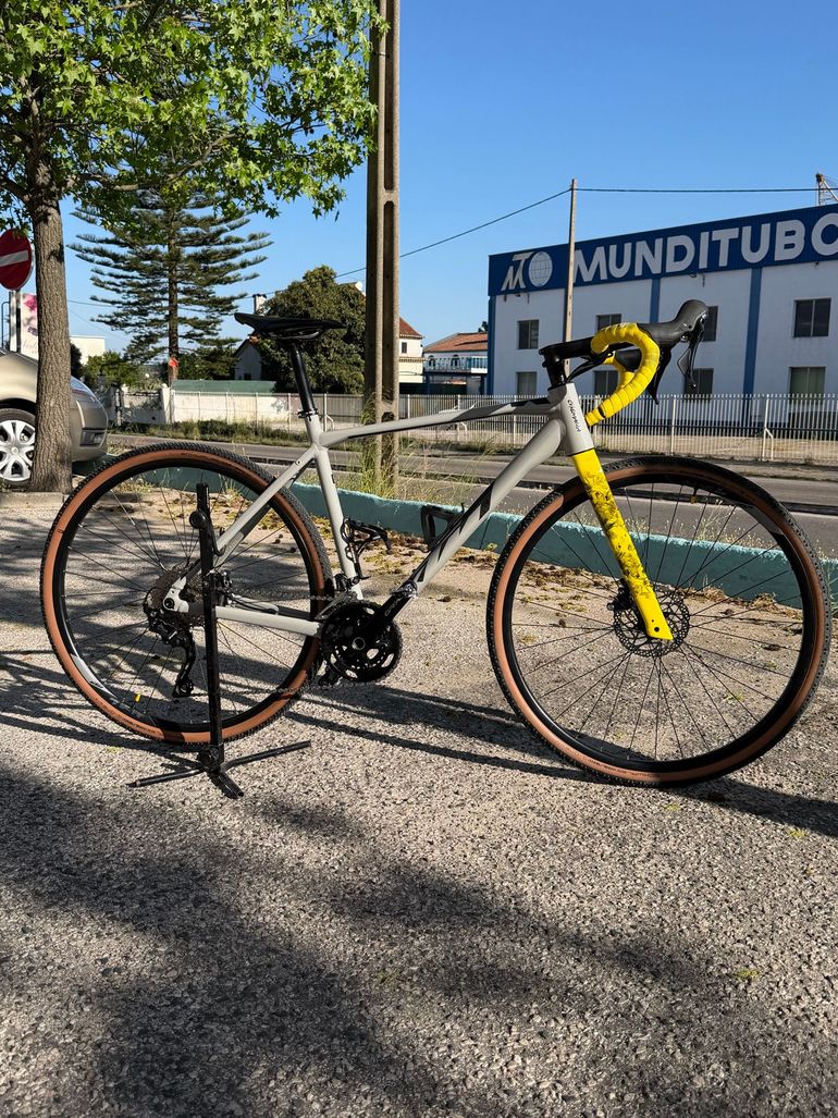 Used Coluer Coluer Custom Shimano GRX 2024 Road & Gravel — image 1 of 9
