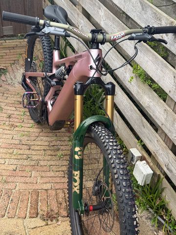 Used Specialized Turbo Levo Sram Eagle Transmission X0 2025 Mountainbike, Light Gray — image 5 of 9