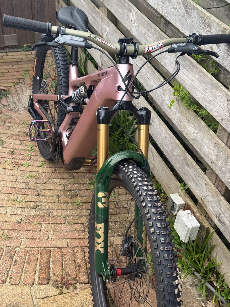 Used Specialized Turbo Levo Sram Eagle Transmission X0 2025 Mountainbike, Light Gray — image 5 of 9