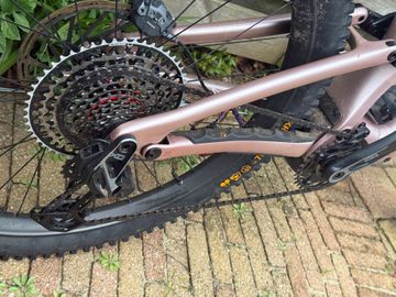 Used Specialized Turbo Levo Sram Eagle Transmission X0 2025 Mountainbike, Light Gray — image 7 of 9