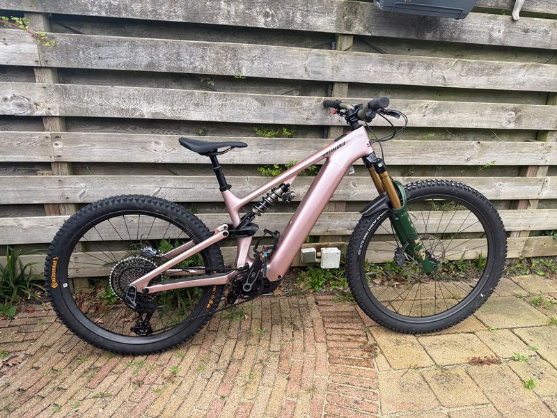 Used Specialized Turbo Levo Sram Eagle Transmission X0 2025 Mountainbike, Light Gray — image 2 of 9
