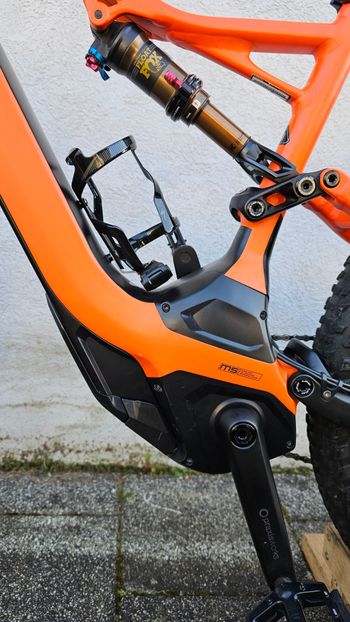 Used Specialized Turbo Levo FSR Expert 6Fattie 2017 2017 Mountainbike, Orange, 27.5 — image 3 of 4