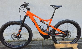 Used Specialized Turbo Levo FSR Expert 6Fattie 2017 2017 MTB