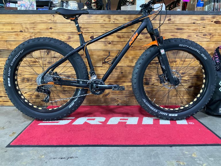 Used KTM Fat Rat 2016 Mountainbike, Black — image 1 of 10