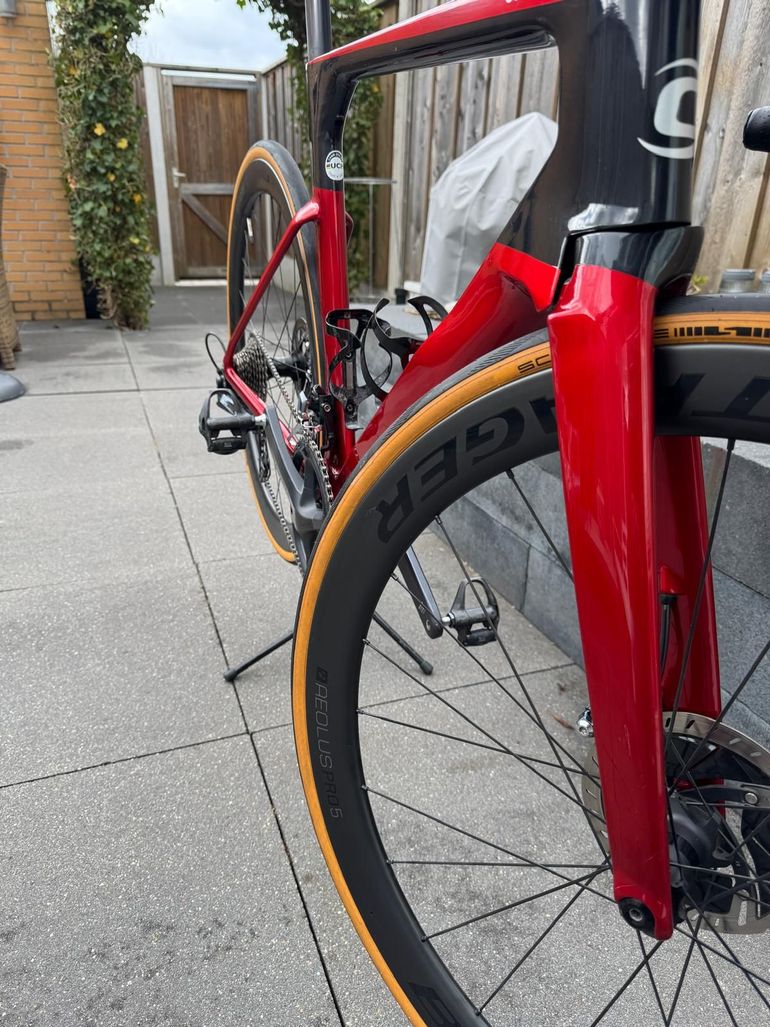 Used Cannondale Cannondale SystemSix Aero Racefiets 2023 Road & Gravel, Rot — image 6 of 23