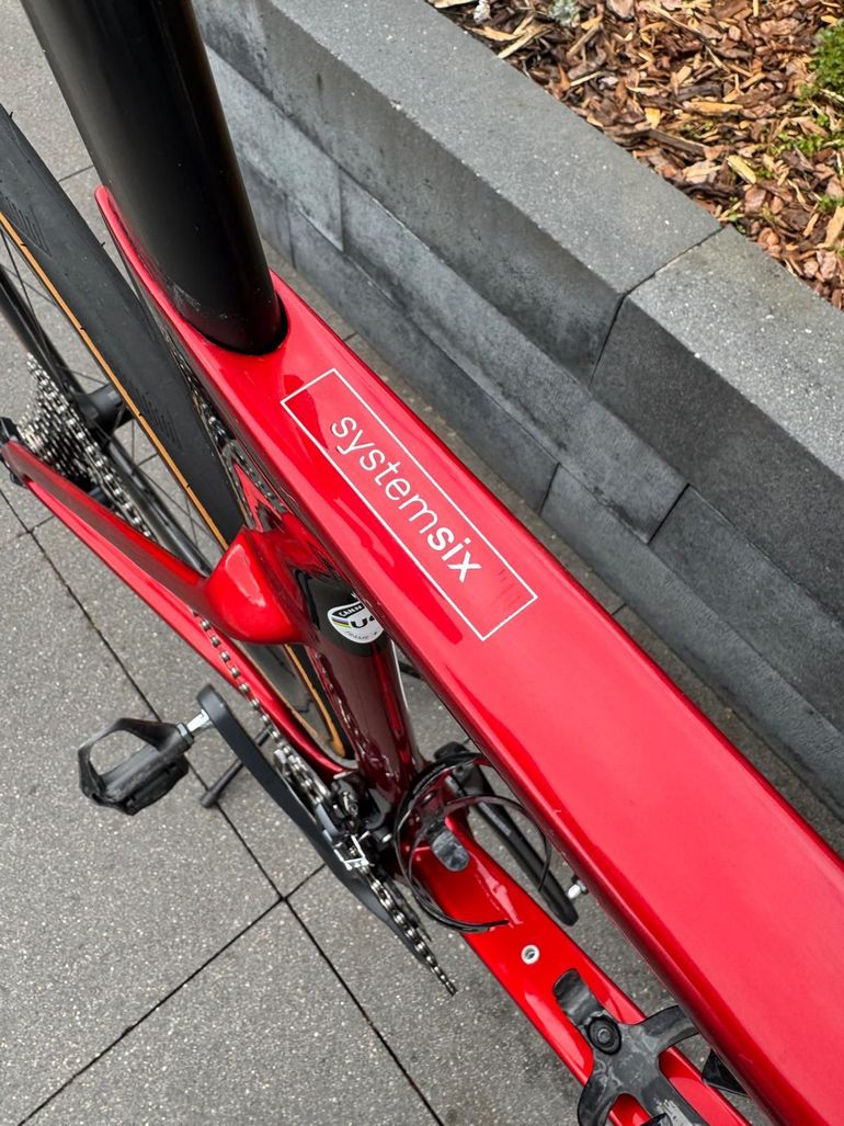 Used Cannondale Cannondale SystemSix Aero Racefiets 2023 Road & Gravel, Rot — image 2 of 23