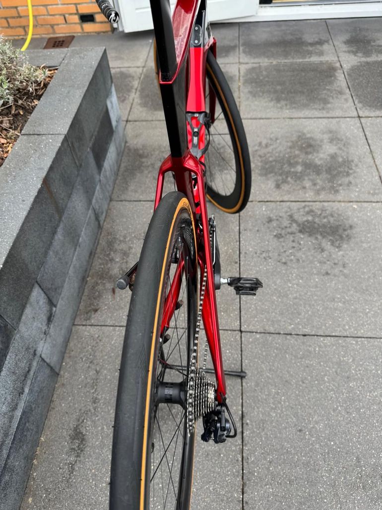 Used Cannondale Cannondale SystemSix Aero Racefiets 2023 Road & Gravel, Rot — image 20 of 23