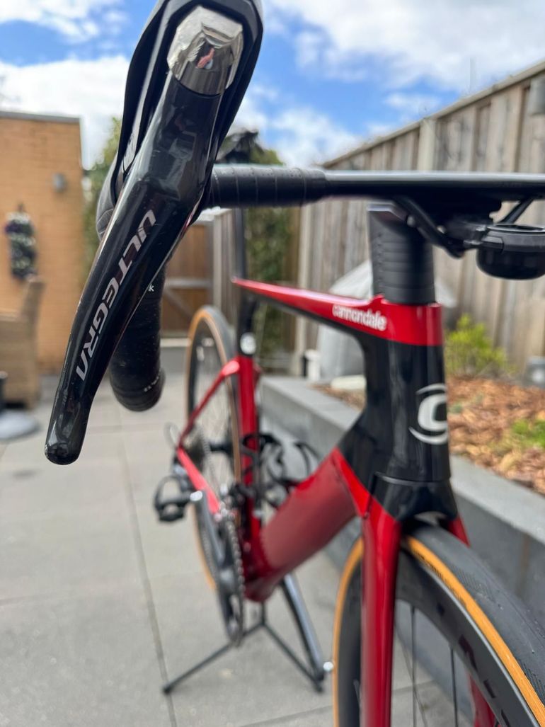 Used Cannondale Cannondale SystemSix Aero Racefiets 2023 Road & Gravel, Rot — image 7 of 23