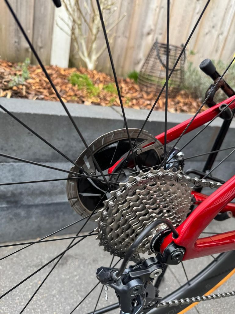 Used Cannondale Cannondale SystemSix Aero Racefiets 2023 Road & Gravel, Rot — image 11 of 23