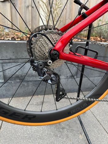 Used Cannondale Cannondale SystemSix Aero Racefiets 2023 Road & Gravel, Rot — image 21 of 23