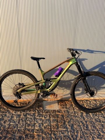 Used Cannondale Jekyll Shimano Deore XT 2024 Mountainbike, Green, 29 — image 2 of 5