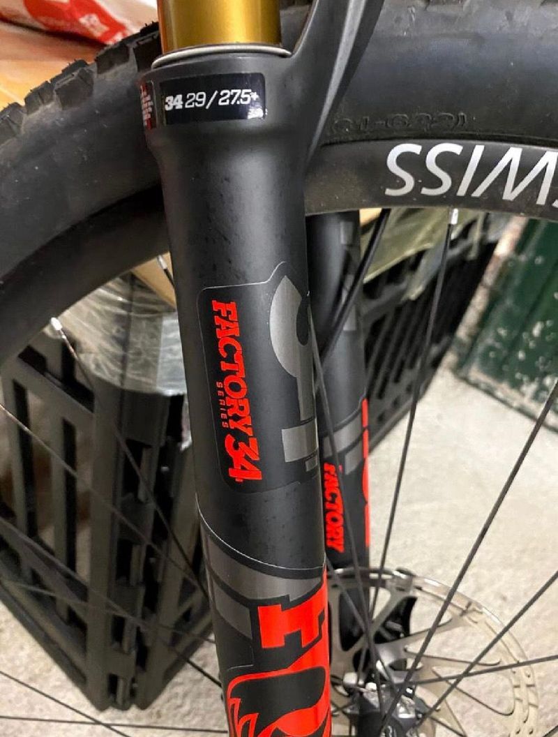 Gebrauchtes Orbea OCCAM TR M10 2019 2019 Mountainbike, Rot, 29 — Bild 3 von 5