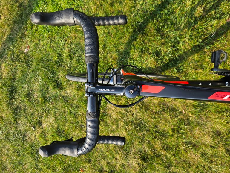 Used Wilier Cento1Air Shimano Ultegra R8000 11S 2018 2018 Road & Gravel — image 3 of 11