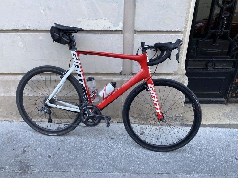 Used Giant Propel Advanced 1 2015 2015 Road & Gravel, Red — image 1 of 3