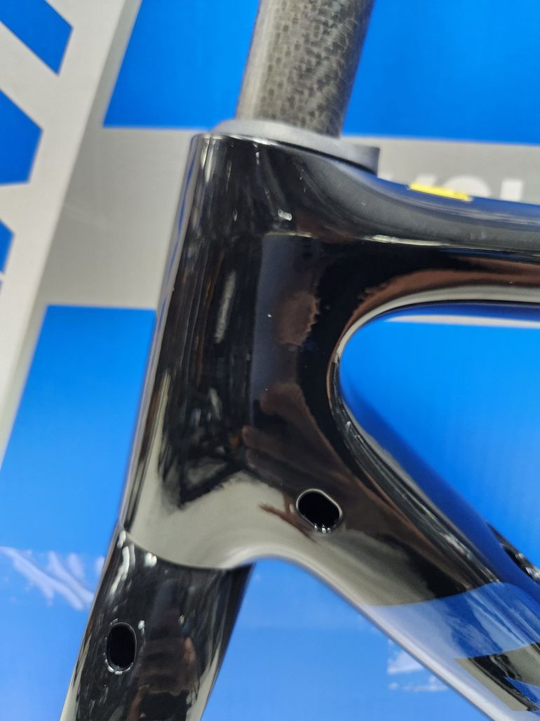 Used Giant TCR Advanced Pro, Disc Frameset 2021 Frameset 2021 Road & Gravel, Black — image 2 of 13